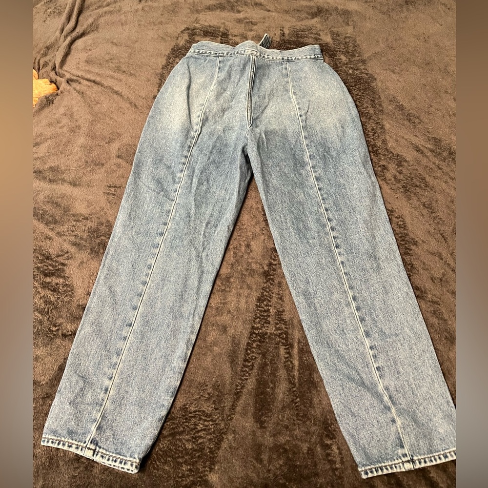 Maxwell jeans with belt